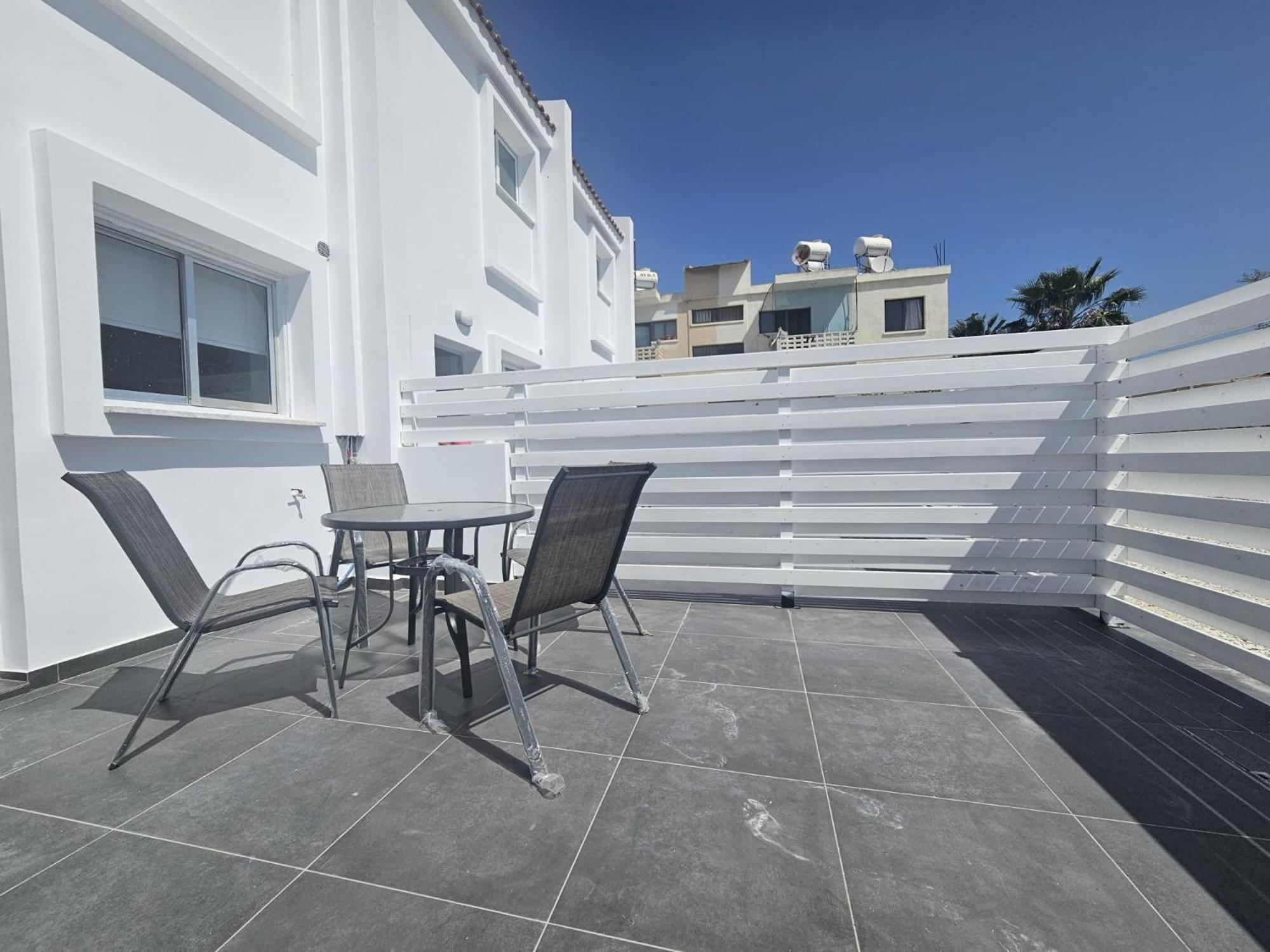2Bd Garden Apartment Paphos Exterior foto